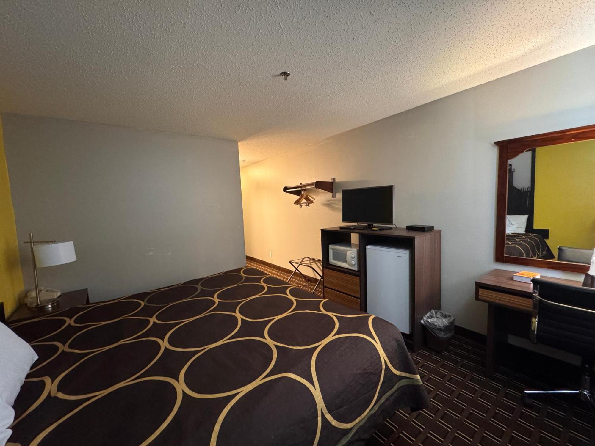 Hotel Super 8 By Wyndham Reedsburg Exterior foto