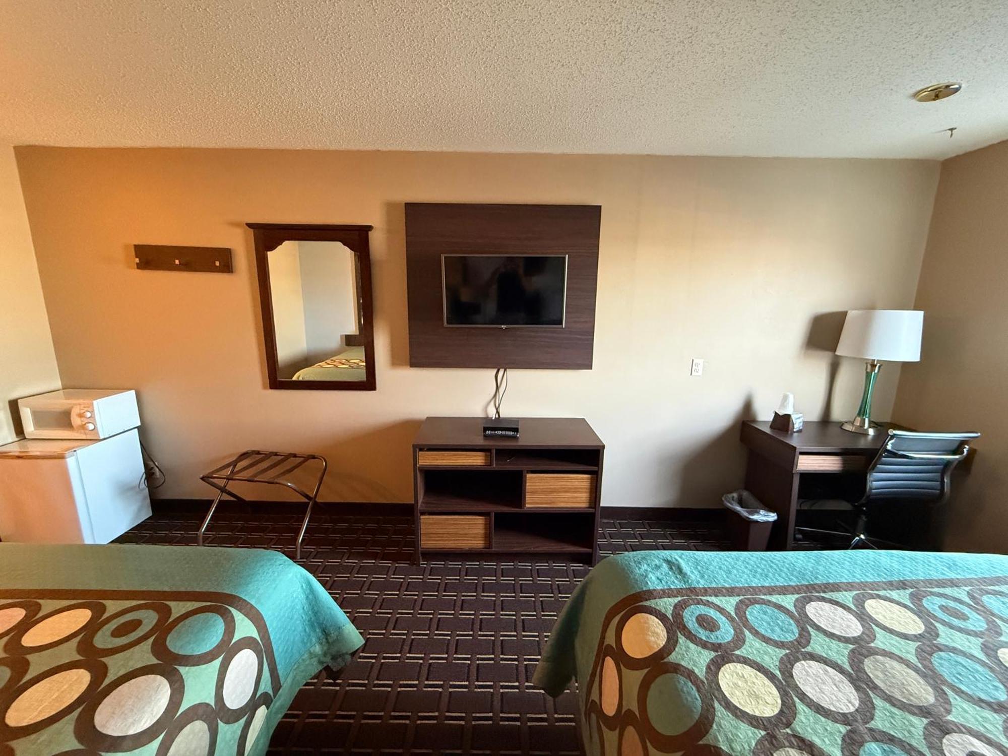 Hotel Super 8 By Wyndham Reedsburg Exterior foto