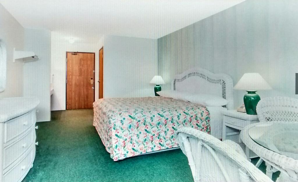 Hotel Super 8 By Wyndham Reedsburg Exterior foto
